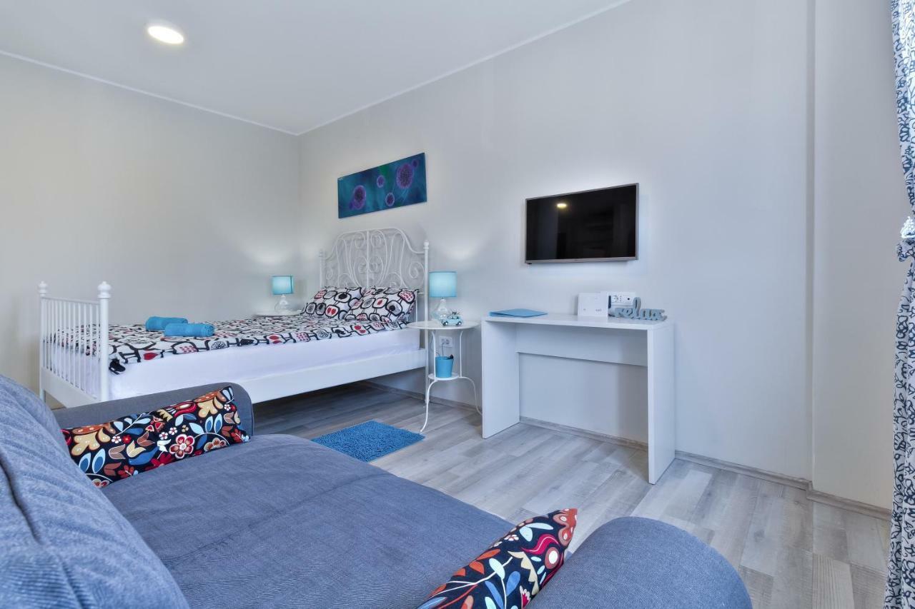 City Center Blue Dream Umag Exterior foto